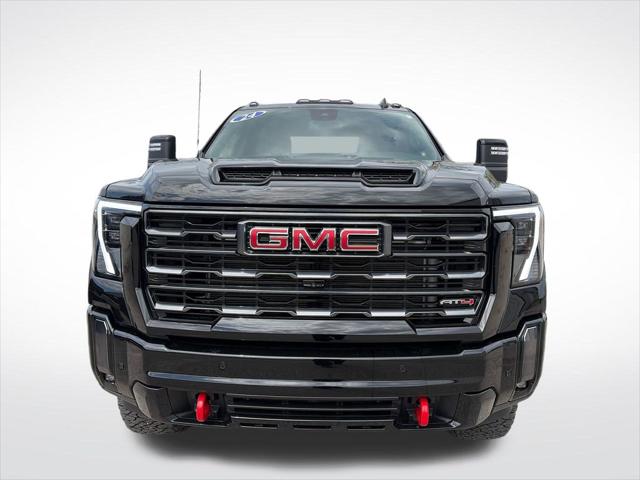 2024 GMC Sierra 2500HD 4WD Crew Cab Standard Bed AT4