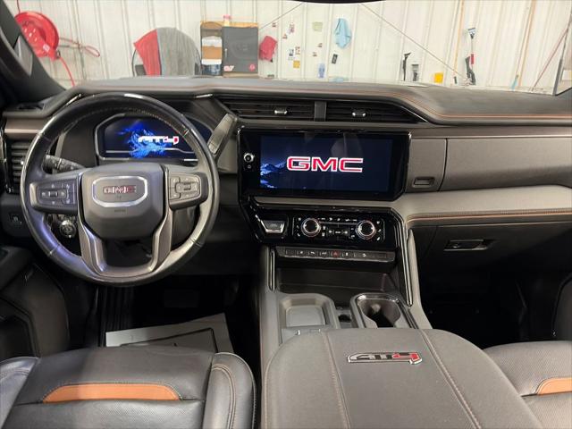 2024 GMC Sierra 2500HD 4WD Crew Cab Standard Bed AT4