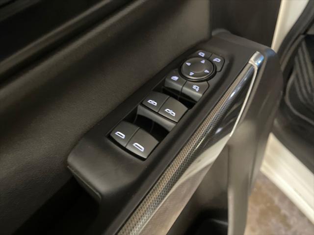 2022 GMC Sierra 1500 Limited 4WD Crew Cab Short Box AT4