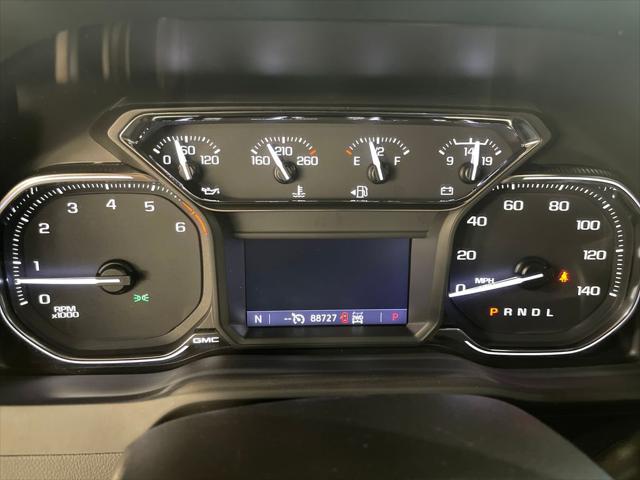 2022 GMC Sierra 1500 Limited 4WD Crew Cab Short Box AT4