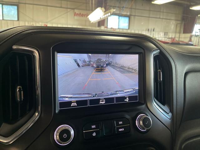 2022 GMC Sierra 1500 Limited 4WD Crew Cab Short Box AT4