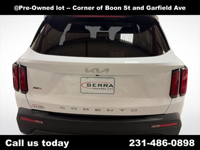 2022 Kia Sorento LX
