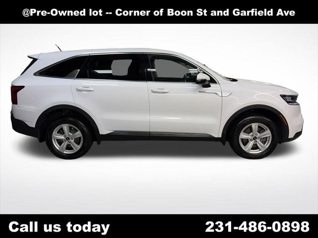 2022 Kia Sorento LX