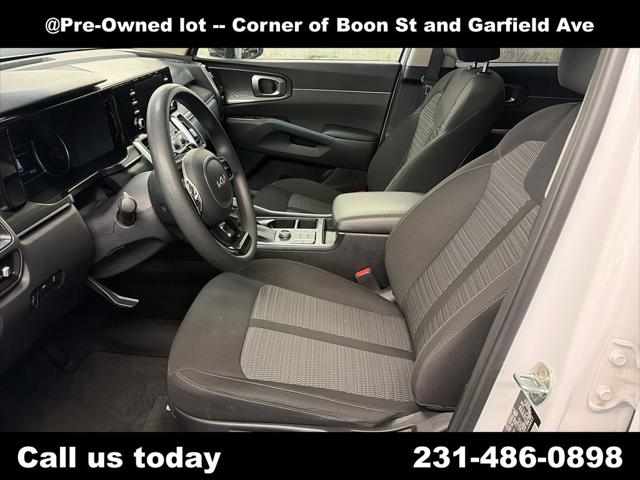 2022 Kia Sorento LX