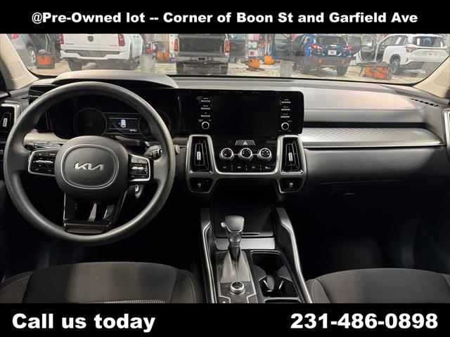 2022 Kia Sorento LX