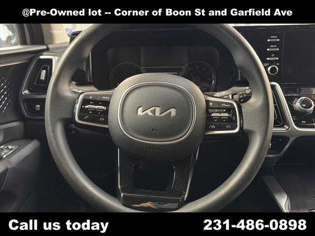 2022 Kia Sorento LX