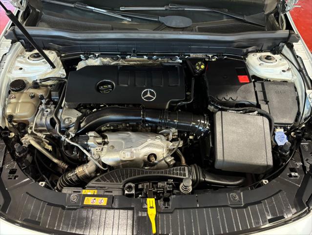2020 Mercedes-Benz GLB Base