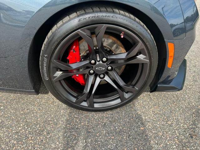 2020 Chevrolet Camaro RWD Coupe 2SS