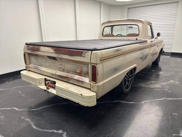 1965 Ford F-100 Unknown
