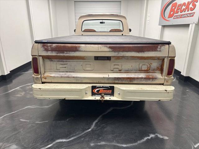 1965 Ford F-100 Unknown