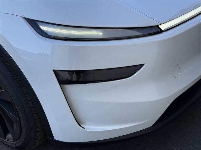 2026 Tesla Model Y Premium Rear-Wheel Drive