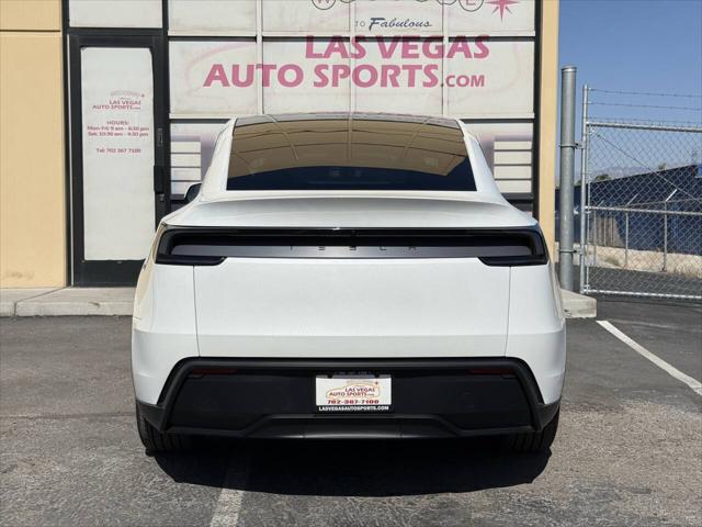 2026 Tesla Model Y Premium Rear-Wheel Drive