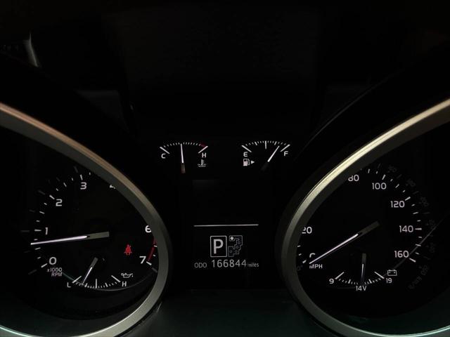 2013 Toyota Land Cruiser V8