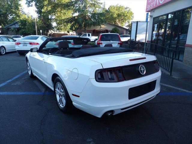 2013 Ford Mustang V6