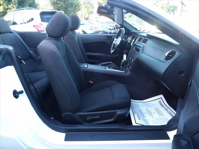 2013 Ford Mustang V6