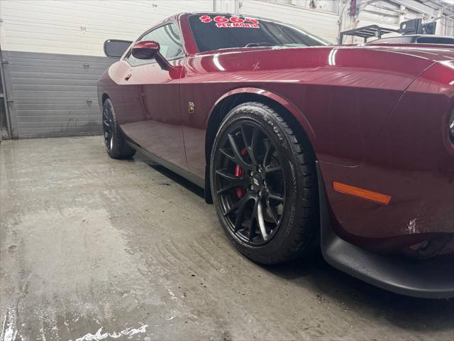 2018 Dodge Challenger 392 Hemi Scat Pack Shaker