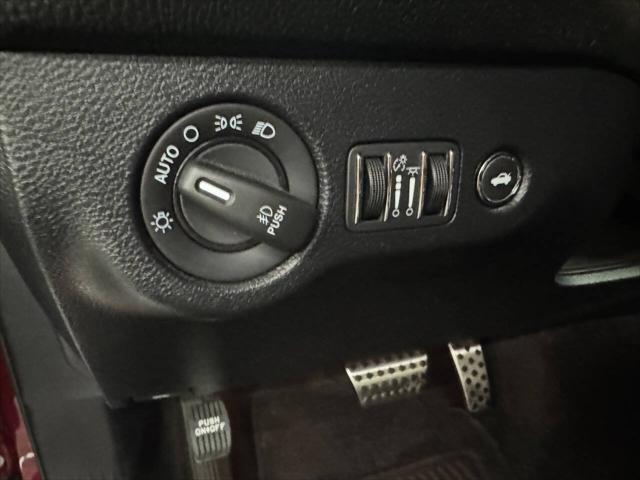 2018 Dodge Challenger 392 Hemi Scat Pack Shaker