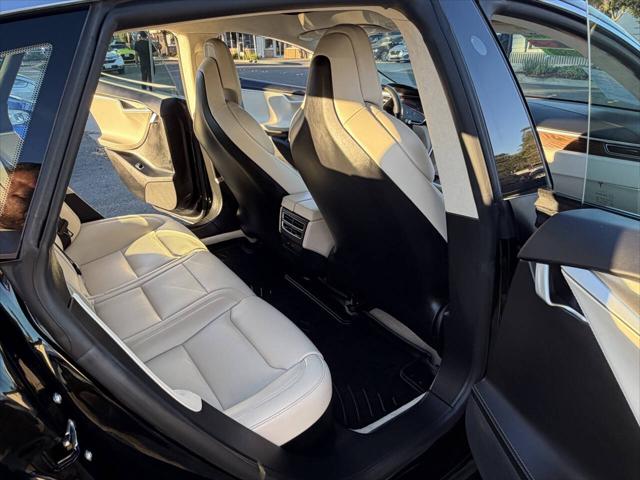 2017 Tesla Model S 75