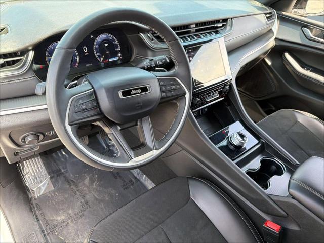 2024 Jeep Grand Cherokee L Altitude 4x4