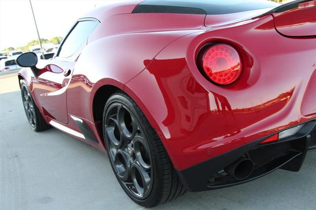 2015 Alfa Romeo 4C Launch Edition
