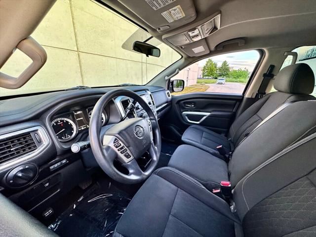 2018 Nissan Titan SV