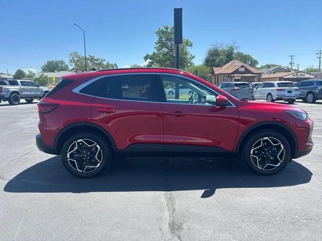 2026 Ford Escape Platinum