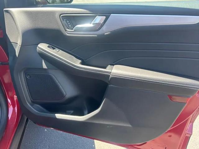 2026 Ford Escape Platinum