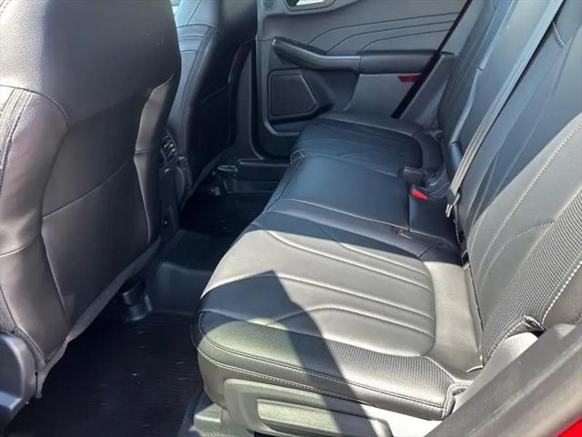 2026 Ford Escape Platinum