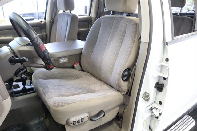 2005 Dodge Ram 3500 SLT/Laramie