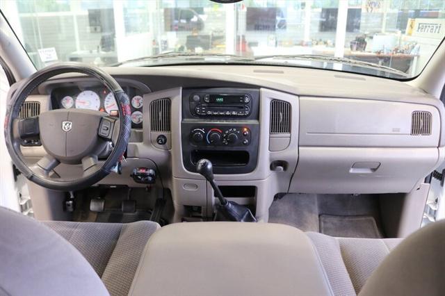 2005 Dodge Ram 3500 SLT/Laramie