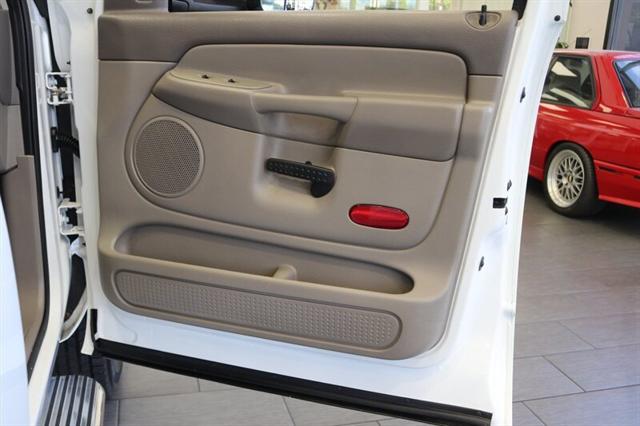 2005 Dodge Ram 3500 SLT/Laramie