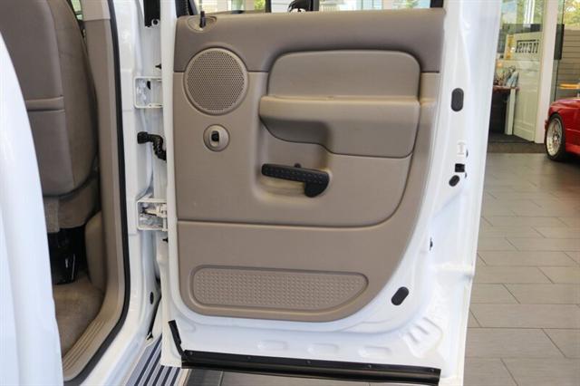 2005 Dodge Ram 3500 SLT/Laramie