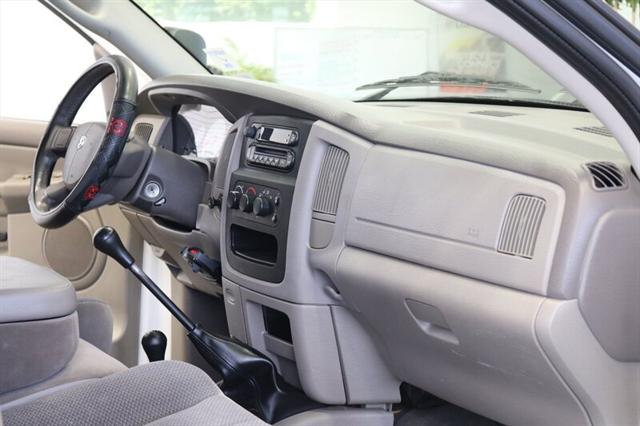 2005 Dodge Ram 3500 SLT/Laramie