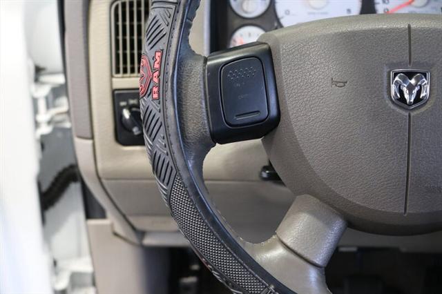 2005 Dodge Ram 3500 SLT/Laramie