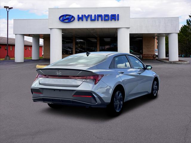 2026 Hyundai Elantra Hybrid SEL Sport