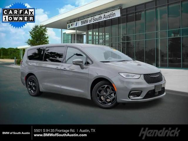 2022 Chrysler Pacifica Hybrid Limited for sale in Austin, TX