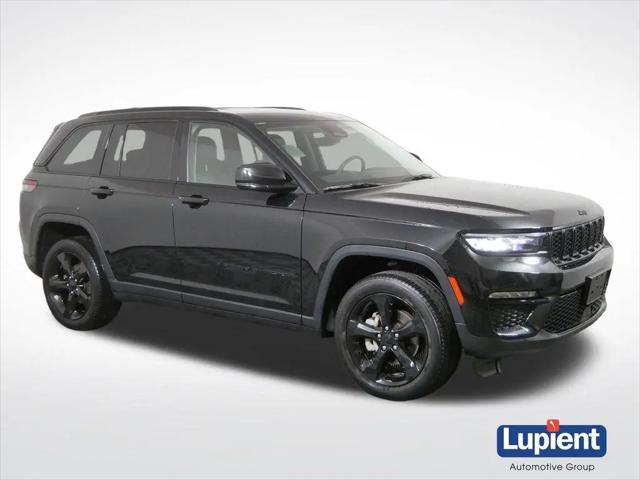 2023 Jeep Grand Cherokee Limited 4x4 for sale in Golden Valley, MN