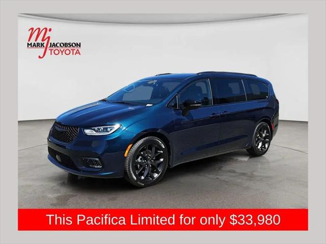 2025 Chrysler Pacifica Limited for sale in Durham, NC