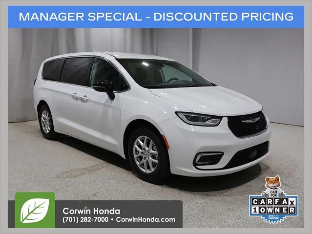 2024 Chrysler Pacifica Touring L for sale in Fargo, ND