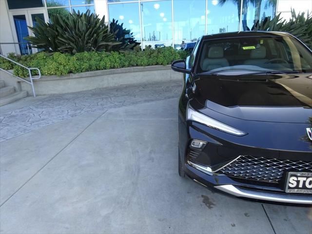 2026 Buick NV Avenir FWD