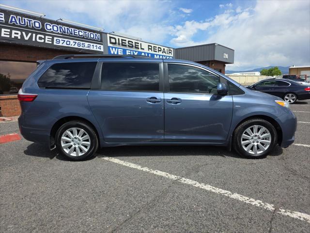 2017 Toyota Sienna LE 7 Passenger