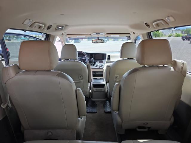 2017 Toyota Sienna LE 7 Passenger