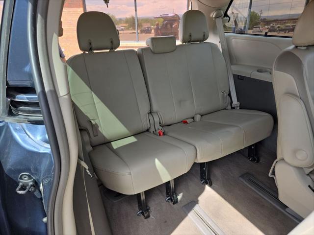 2017 Toyota Sienna LE 7 Passenger