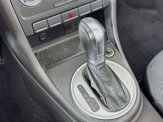 2016 Volkswagen Beetle 1.8T Denim