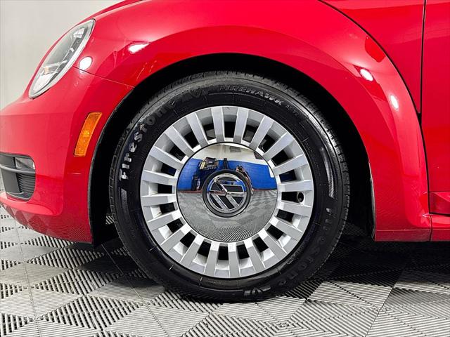 2016 Volkswagen Beetle 1.8T Denim