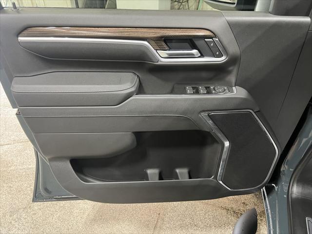 2026 Chevrolet Silverado 2500HD Crew Cab, Standard Bed, LT, 4WD