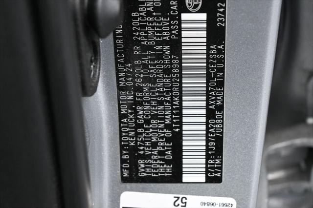 2024 Toyota Camry SE