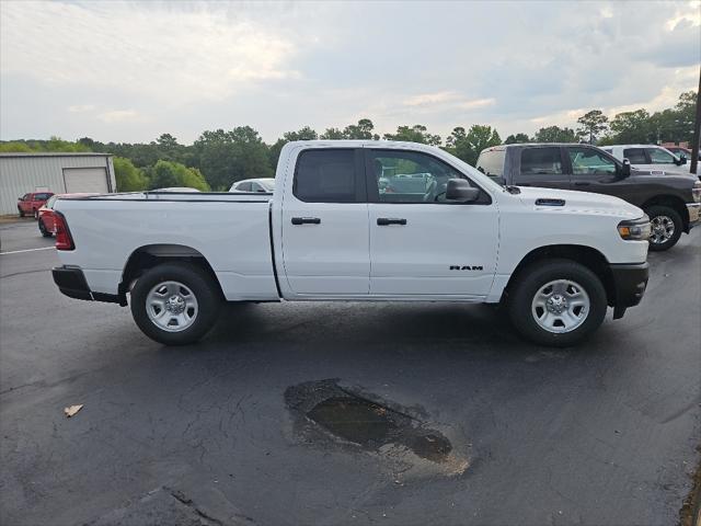 2026 RAM 1500 RAM 1500 TRADESMAN QUAD CAB 4X4 64 BOX