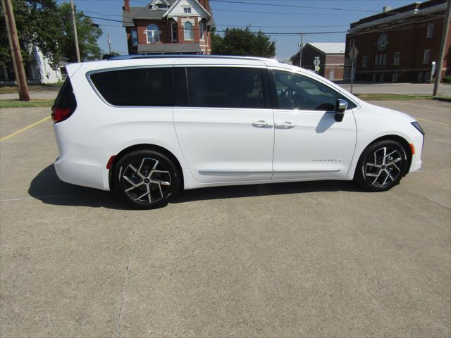 2027 Chrysler Pacifica PACIFICA PINNACLE 2027 Chrysler Pacifica PACIFICA PINNACLE
