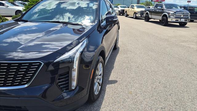 2023 Cadillac XT4 AWD Premium Luxury